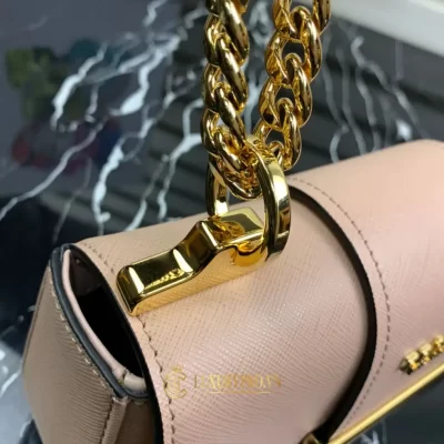 tui prada cao cap 7 1